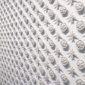 Albert-Yonathan-Setyawan,-'Helios'-2017.-Ceramic-installation,-dimensions-variable.-Image-from-Mizuma-Gallery